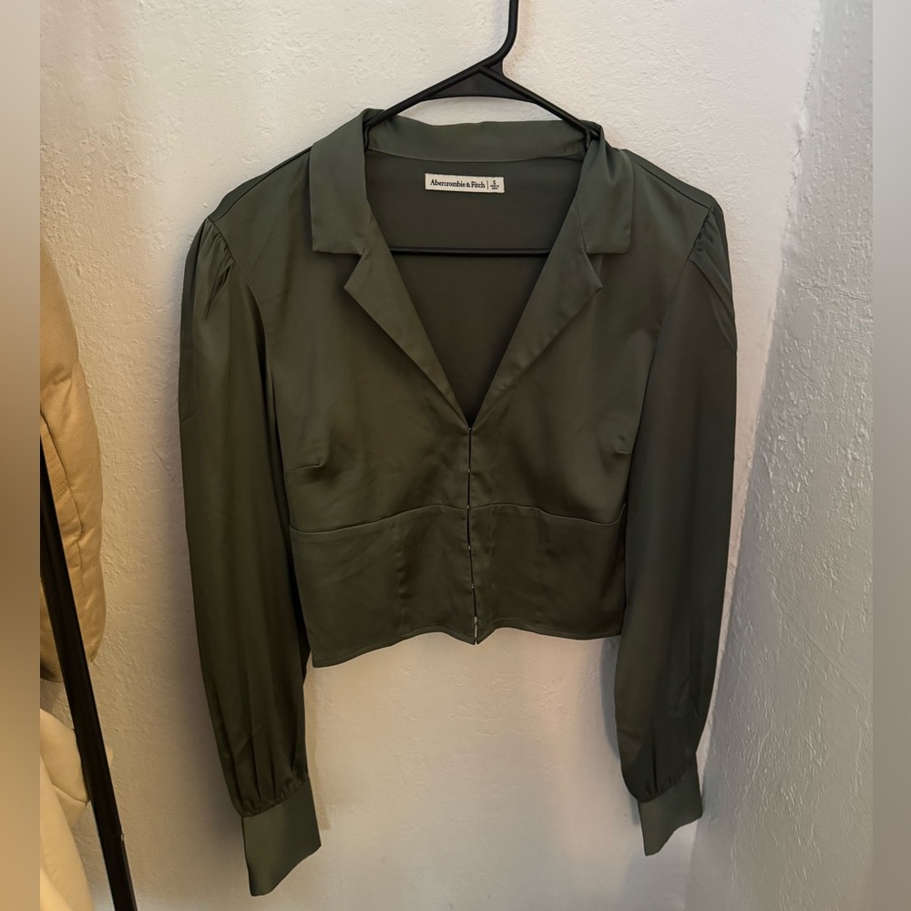Abercrombie Long-Sleeve Satin Hook-and-Eye Shirt